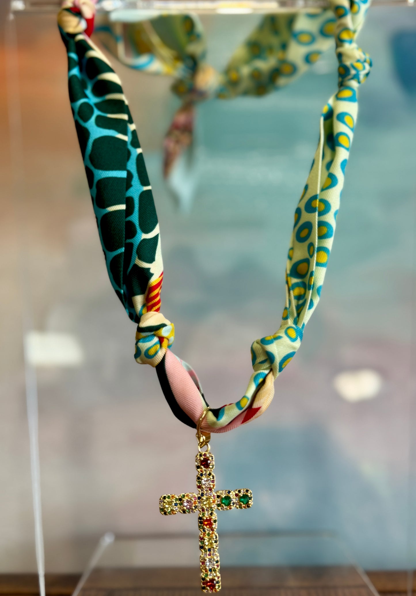 Reef Radiance Twilly Scarf Necklace